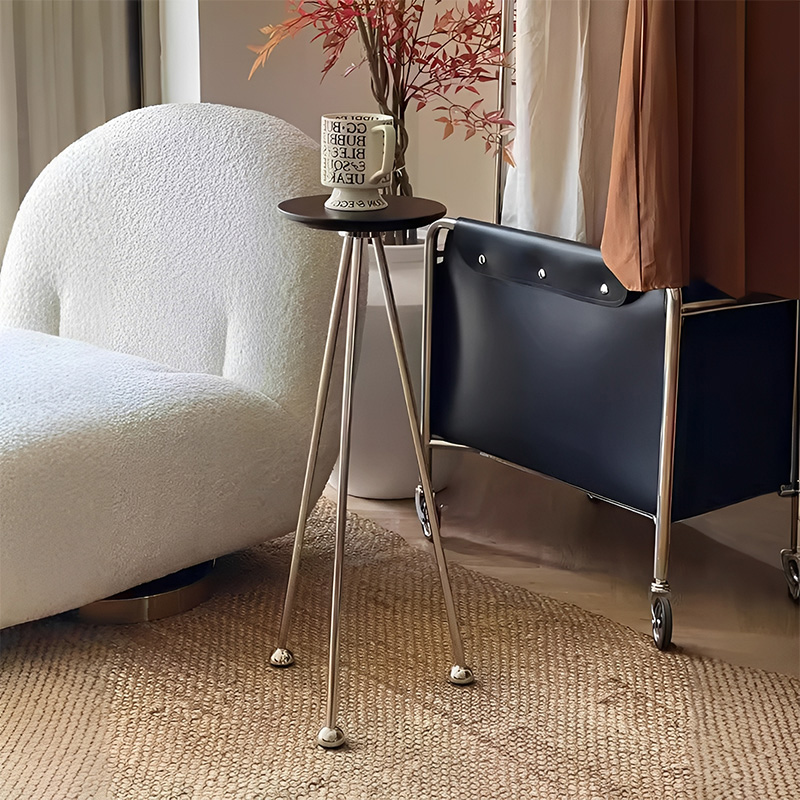 コンパクト三脚サイドテーブル | スタイリッシュとモダンが融合した