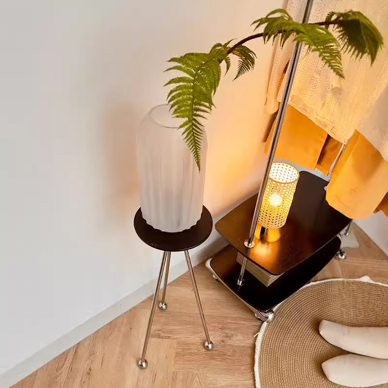 コンパクト三脚サイドテーブル