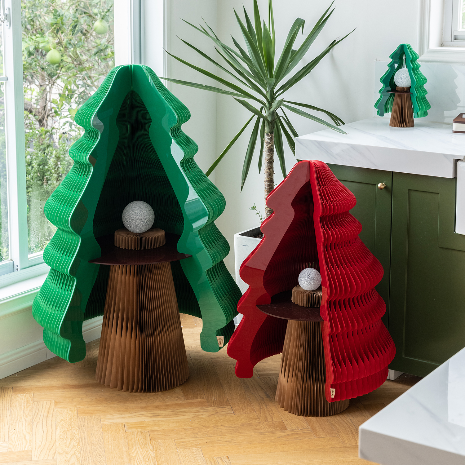 Kraft Paper ライト付きクリスマスツリー｜多色展開でギフトにも最適