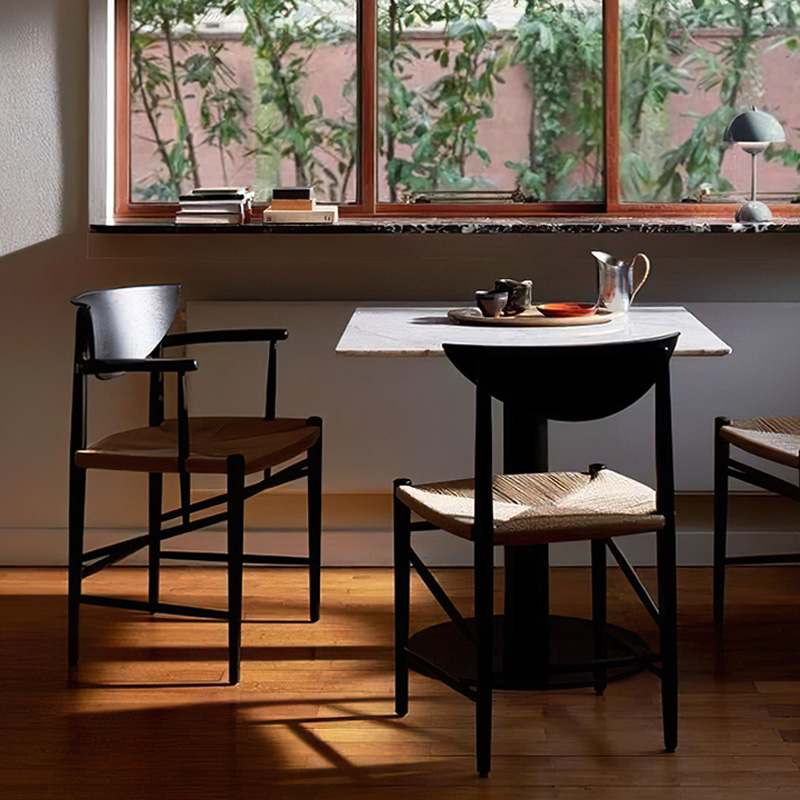 ミッドカーブチェア