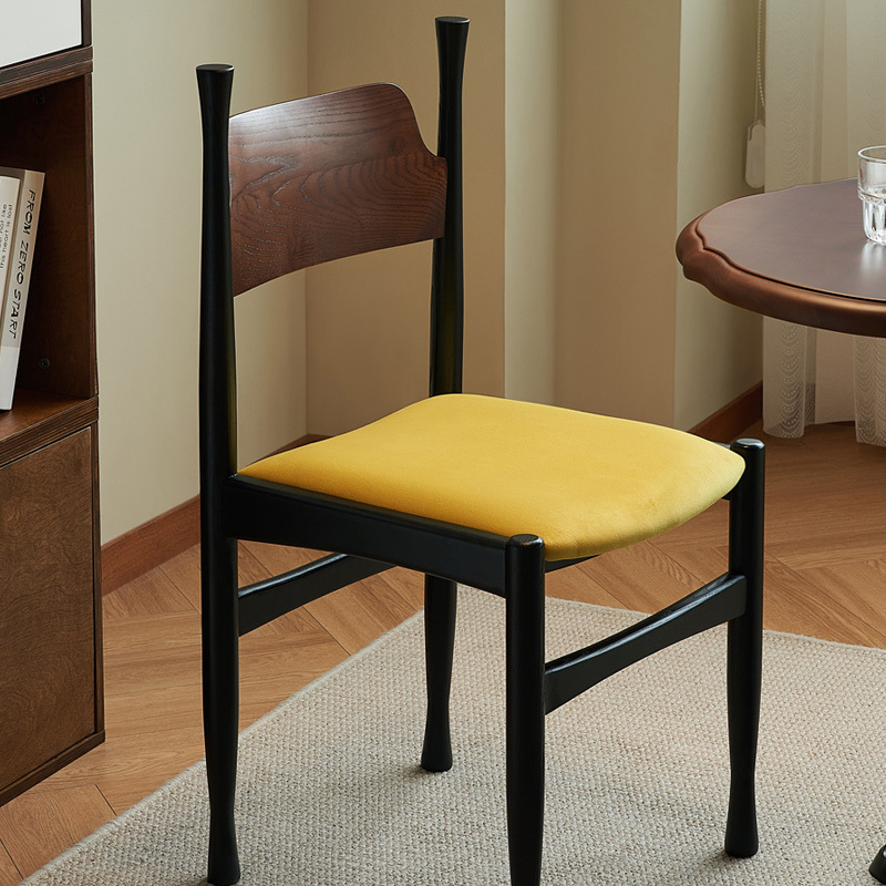 ベルベットシックチェア