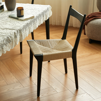 シャープラインウッドチェア