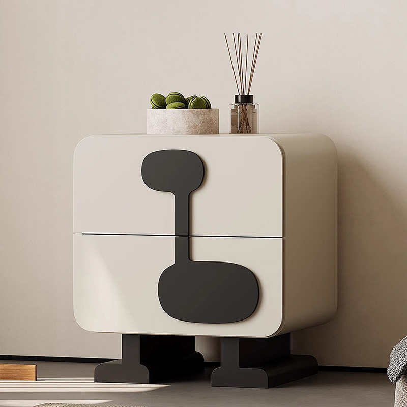 モノトーンデザインナイトテーブル