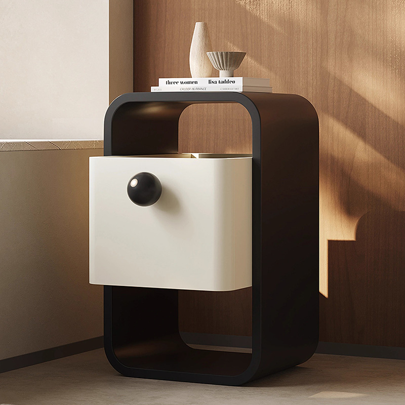 モノトーンスリムナイトテーブル