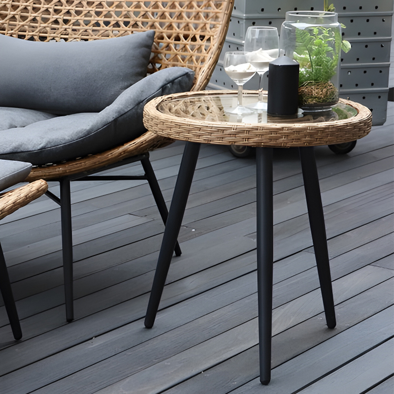 アジアンガラスサイドテーブル | 置くだけで抜け感が生まれる名脇役