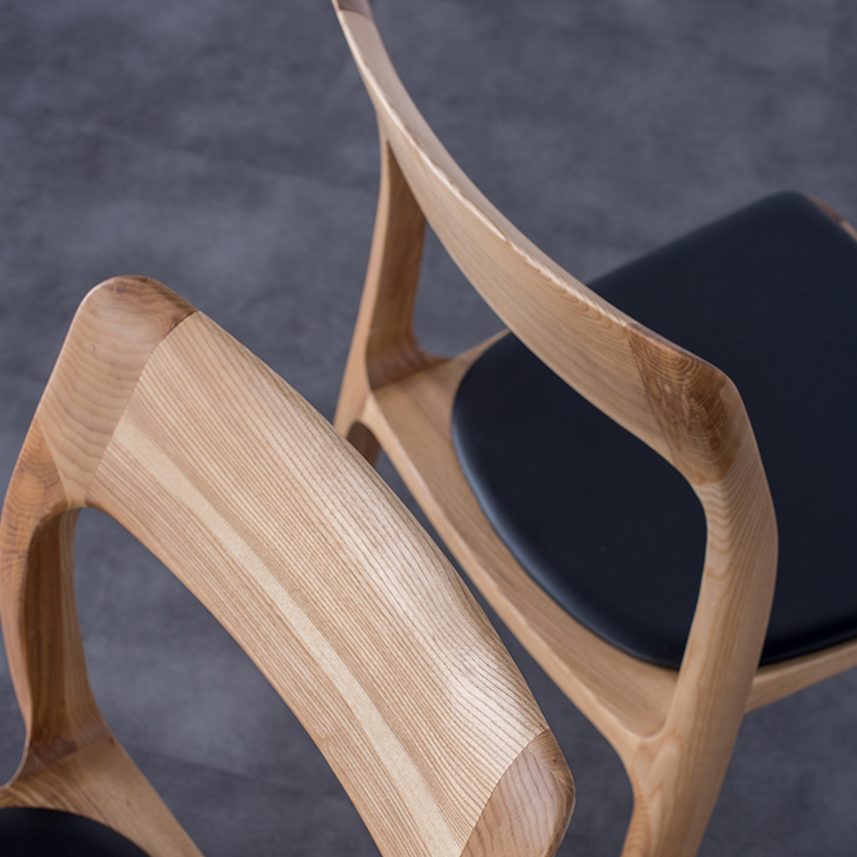 エレガントアーチデザインダイニングチェア