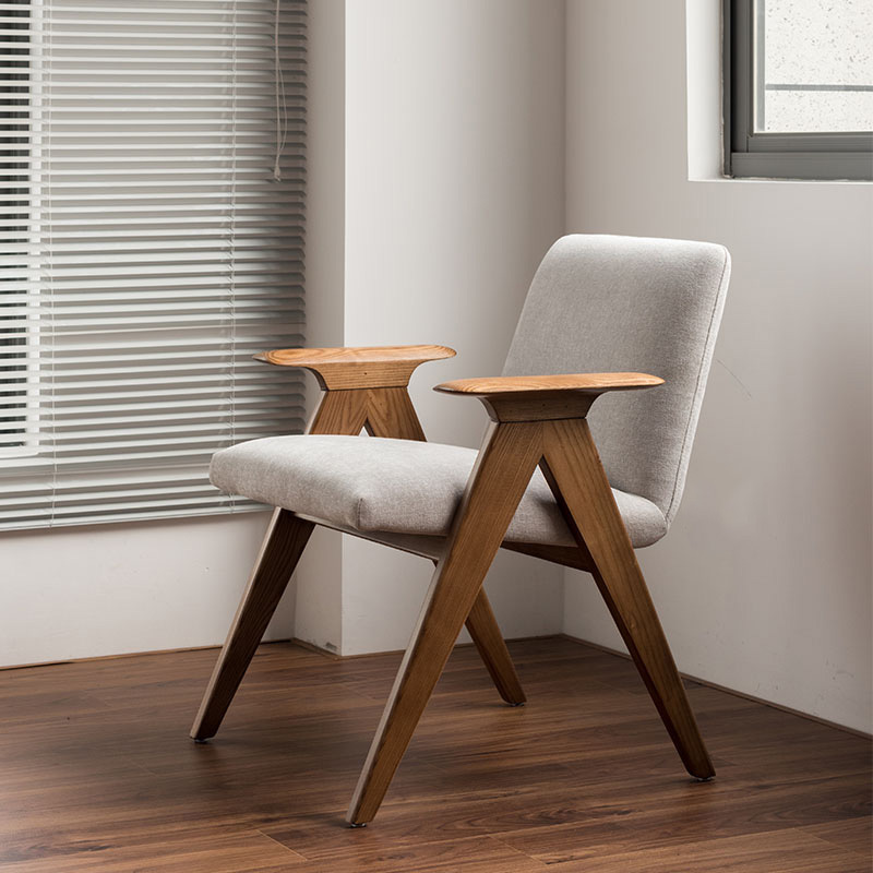 ウッドアームリラックスチェア