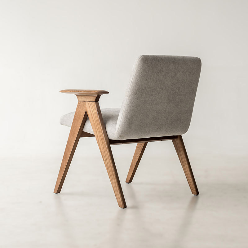 ウッドアームリラックスチェア