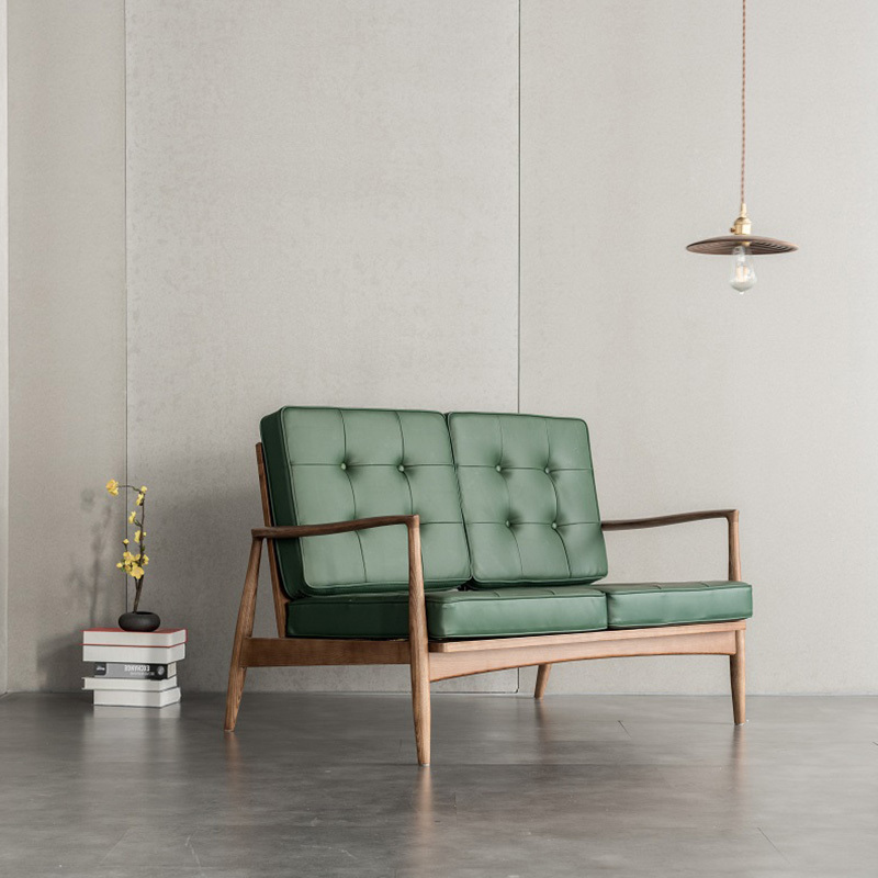 北欧風シンプルデザインソファ