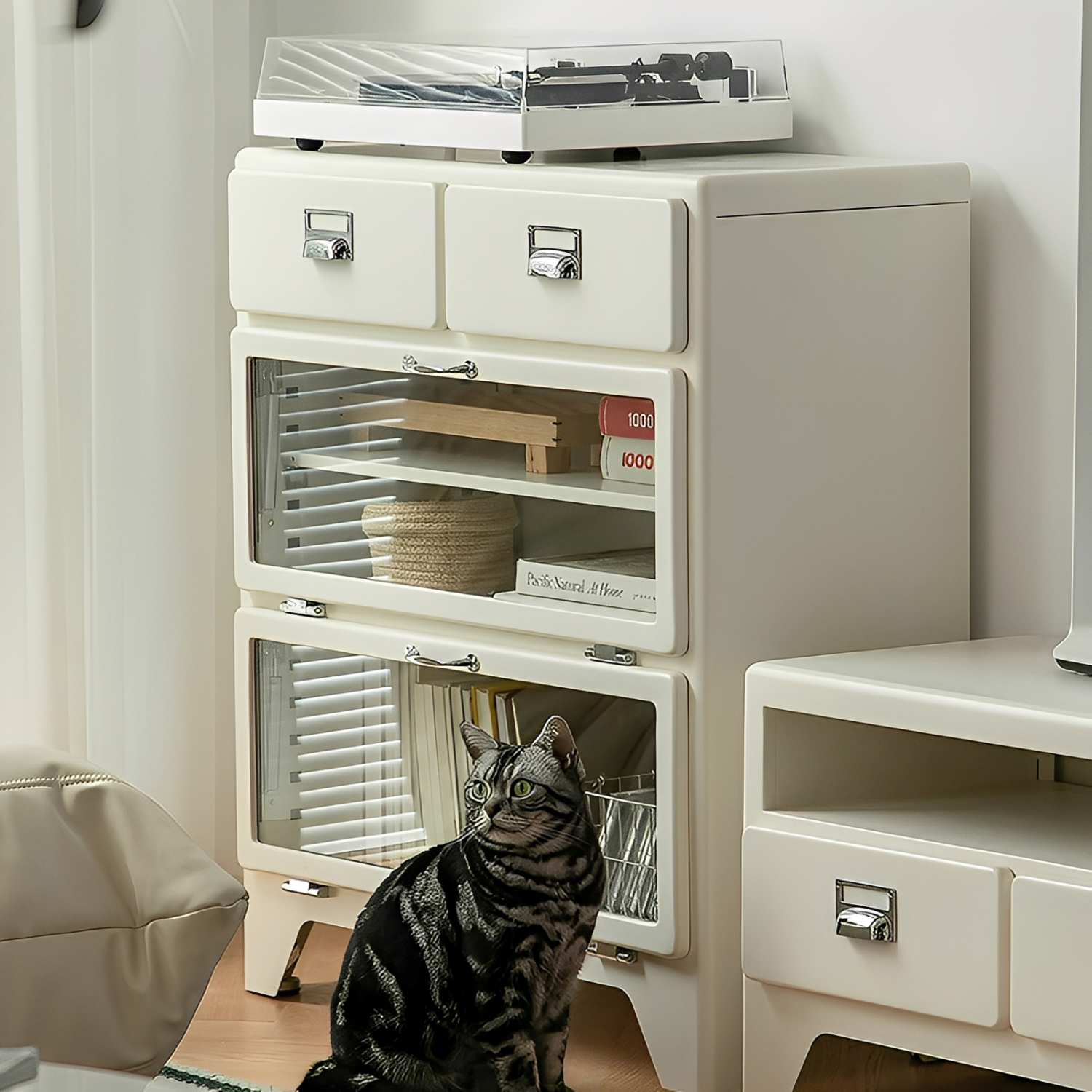 マグネット対応ガラスドアキャビネット | カスタマイズしやすく