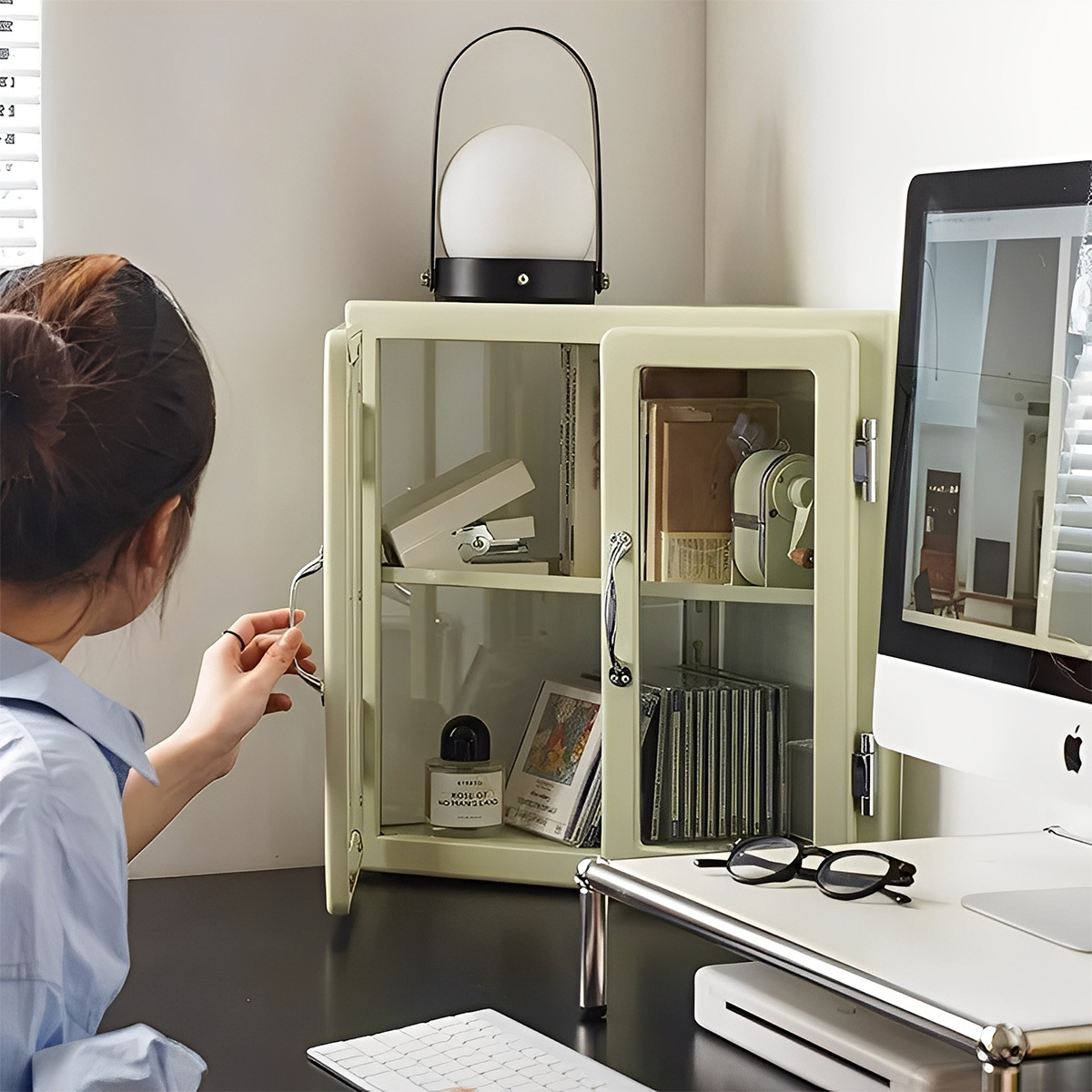 デザインコーナーキャビネット