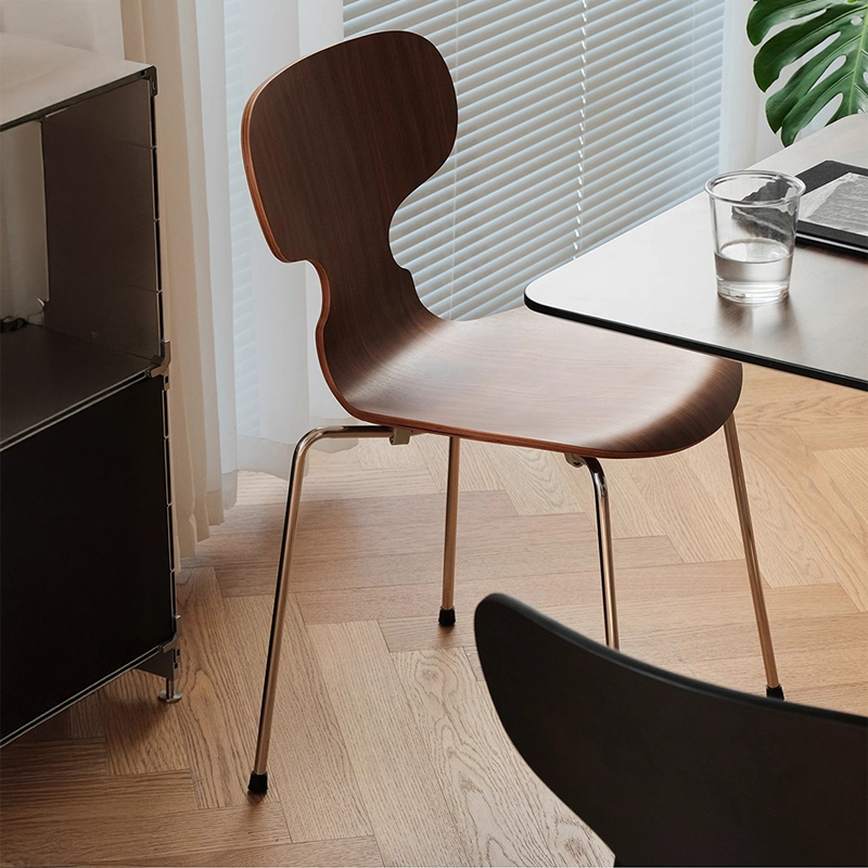 レトロ木製ダイニングチェア