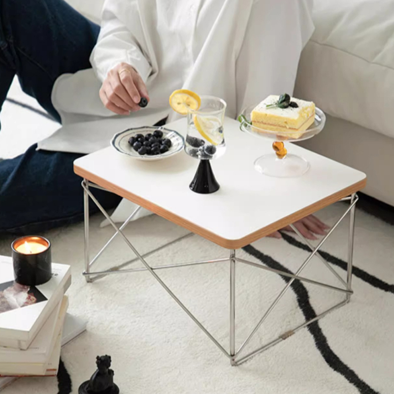 ステンレス製ホワイト多機能テーブル