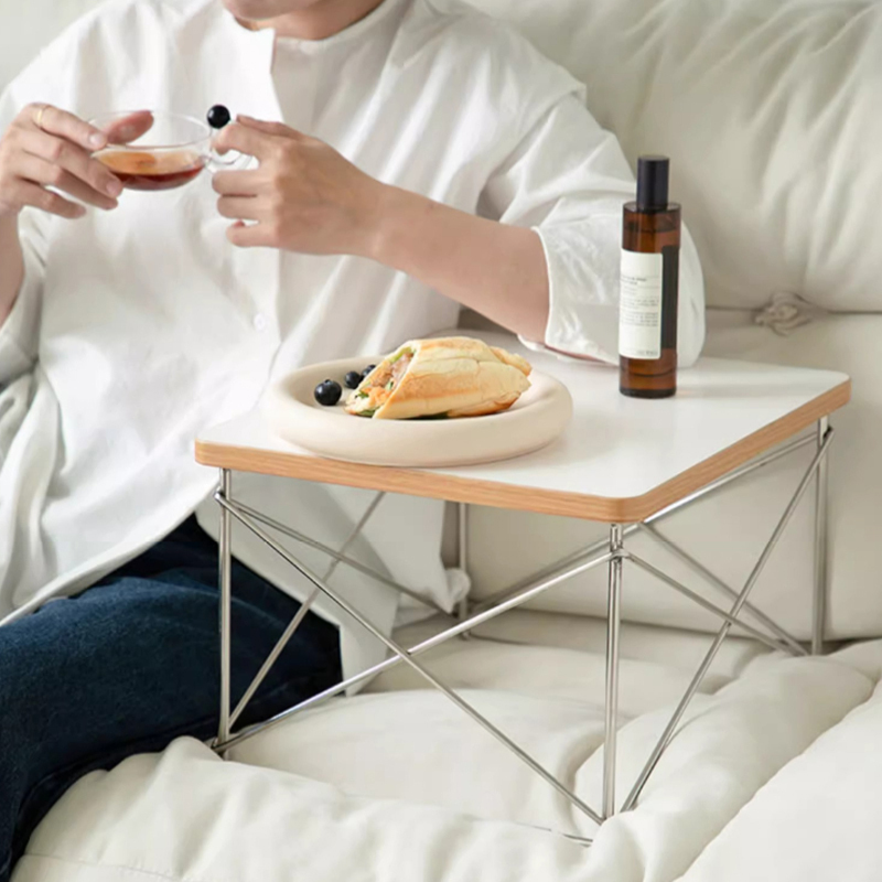 ステンレス製ホワイト多機能テーブル