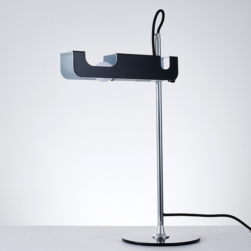 シンプルデザインスタンドライト