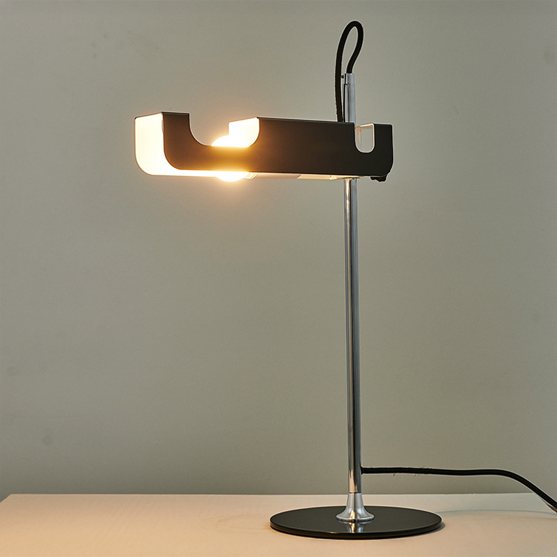 シンプルデザインスタンドライト