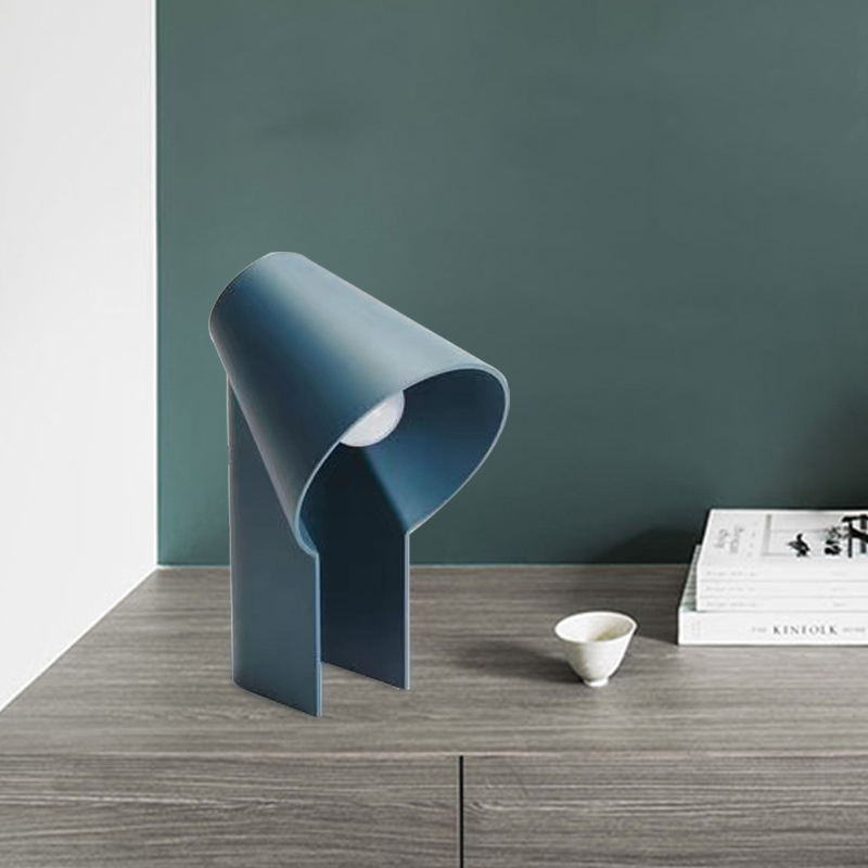 シンプルラインテーブルライト