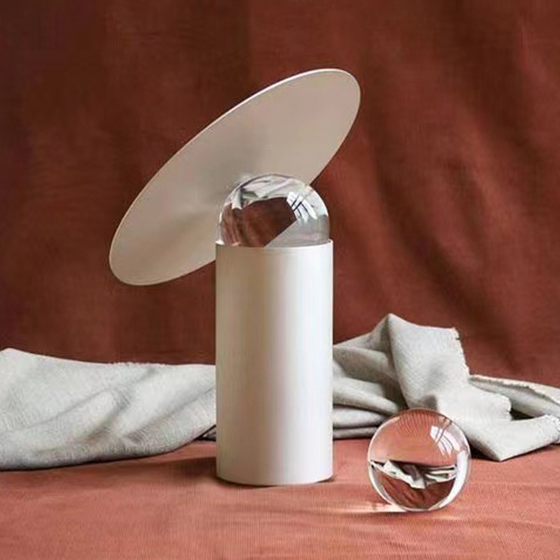 グラスドームテーブルライト