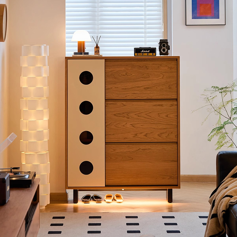 Woody Prime Cherry レトロフラップ式シューズラック | コンパクトに