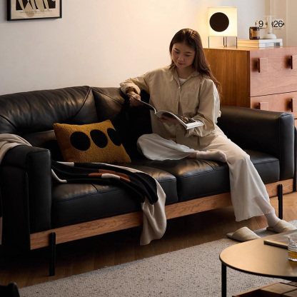 レザースタイルブラックソファ