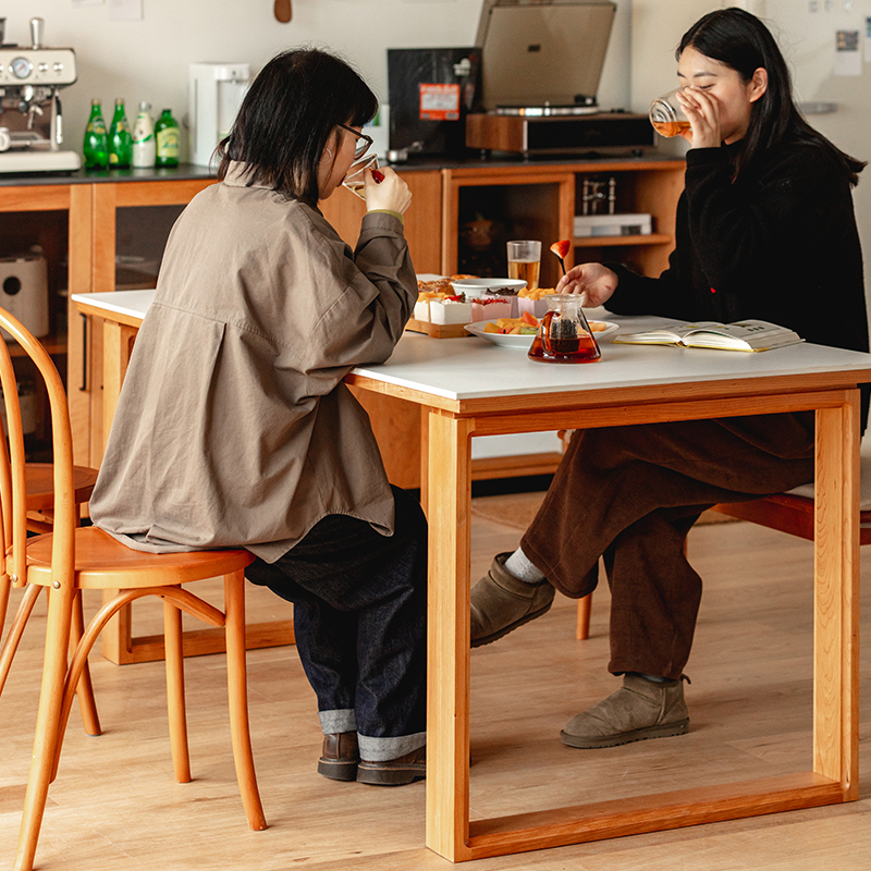 スクエア脚セラミック天板ダイニングテーブル