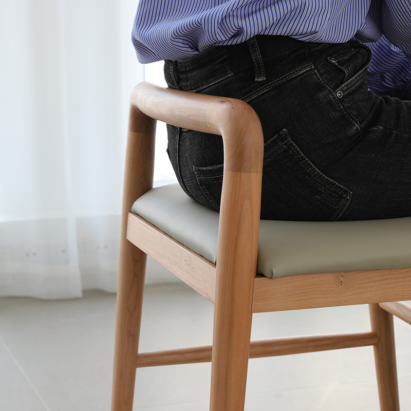 Woody Prime Cherry ナチュラルドレッサースツール