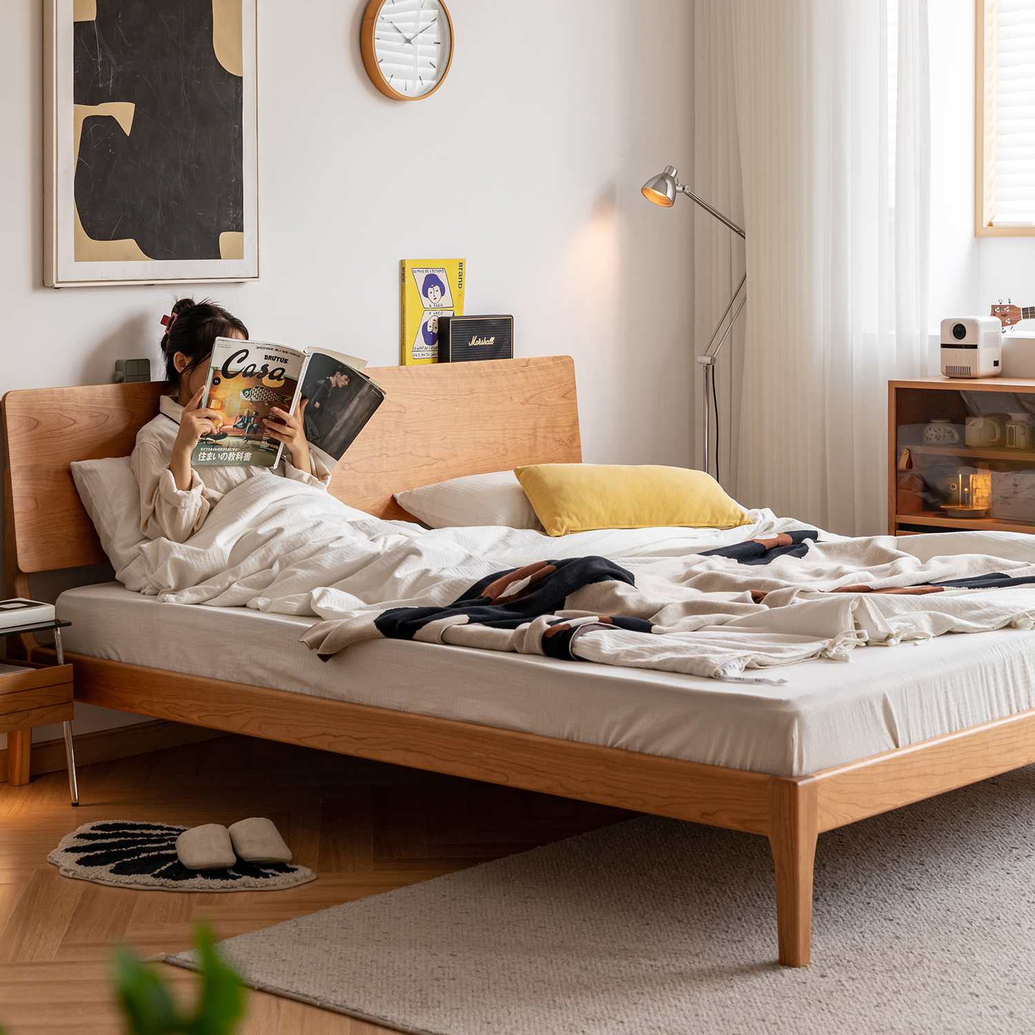 Woody Prime Cherry 木製ハイフットベッド