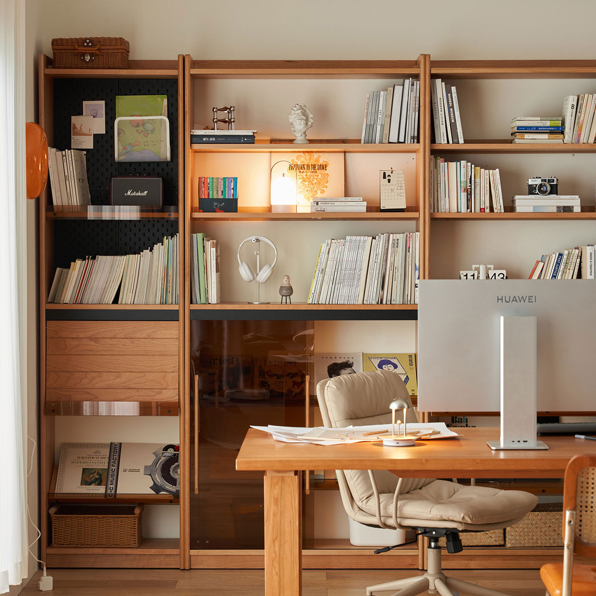 Woody Prime Cherry 多機能木製ブックシェルフ