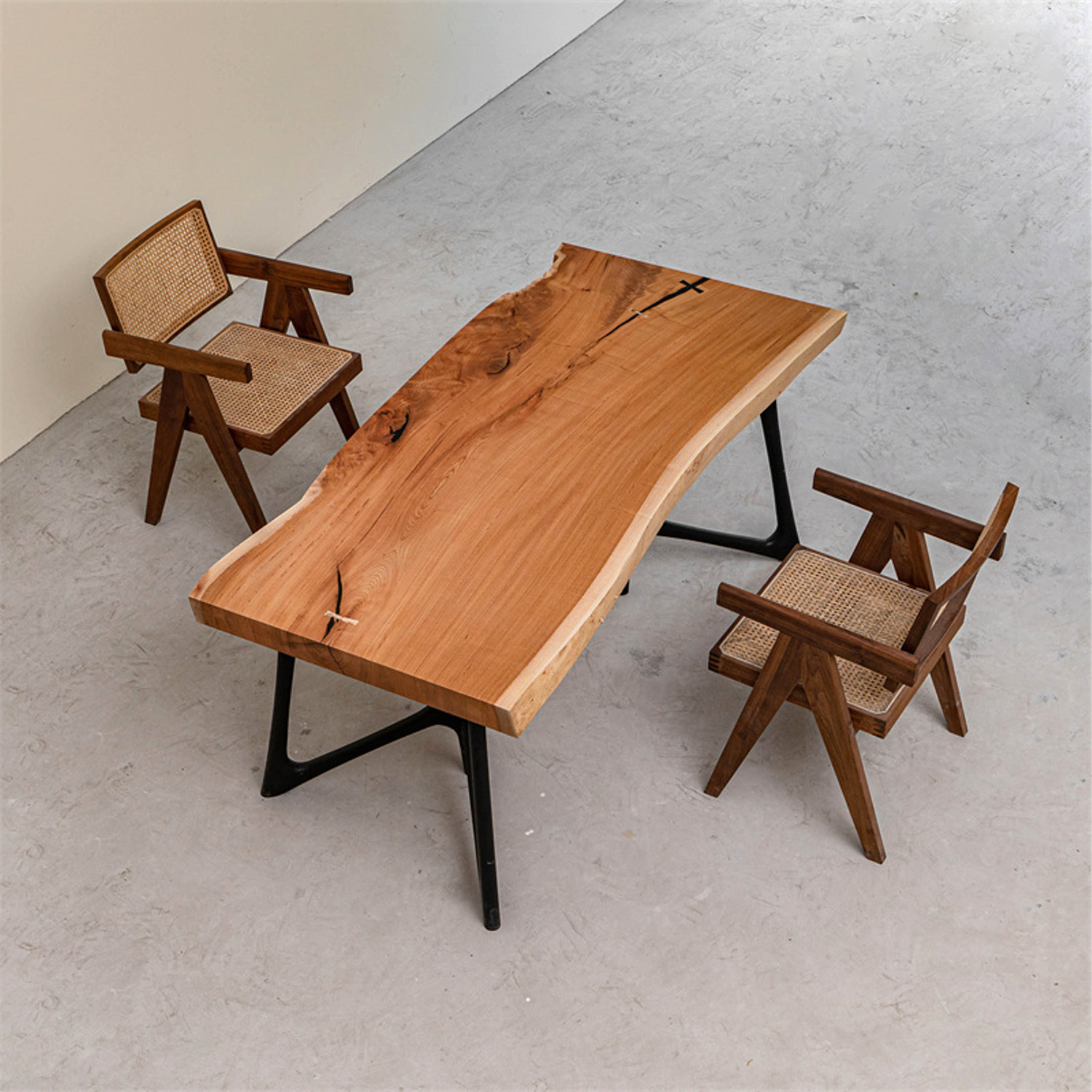 手付金】Ever Wood 二人掛けブナ材一枚板テーブル天板 | 唯一無二の