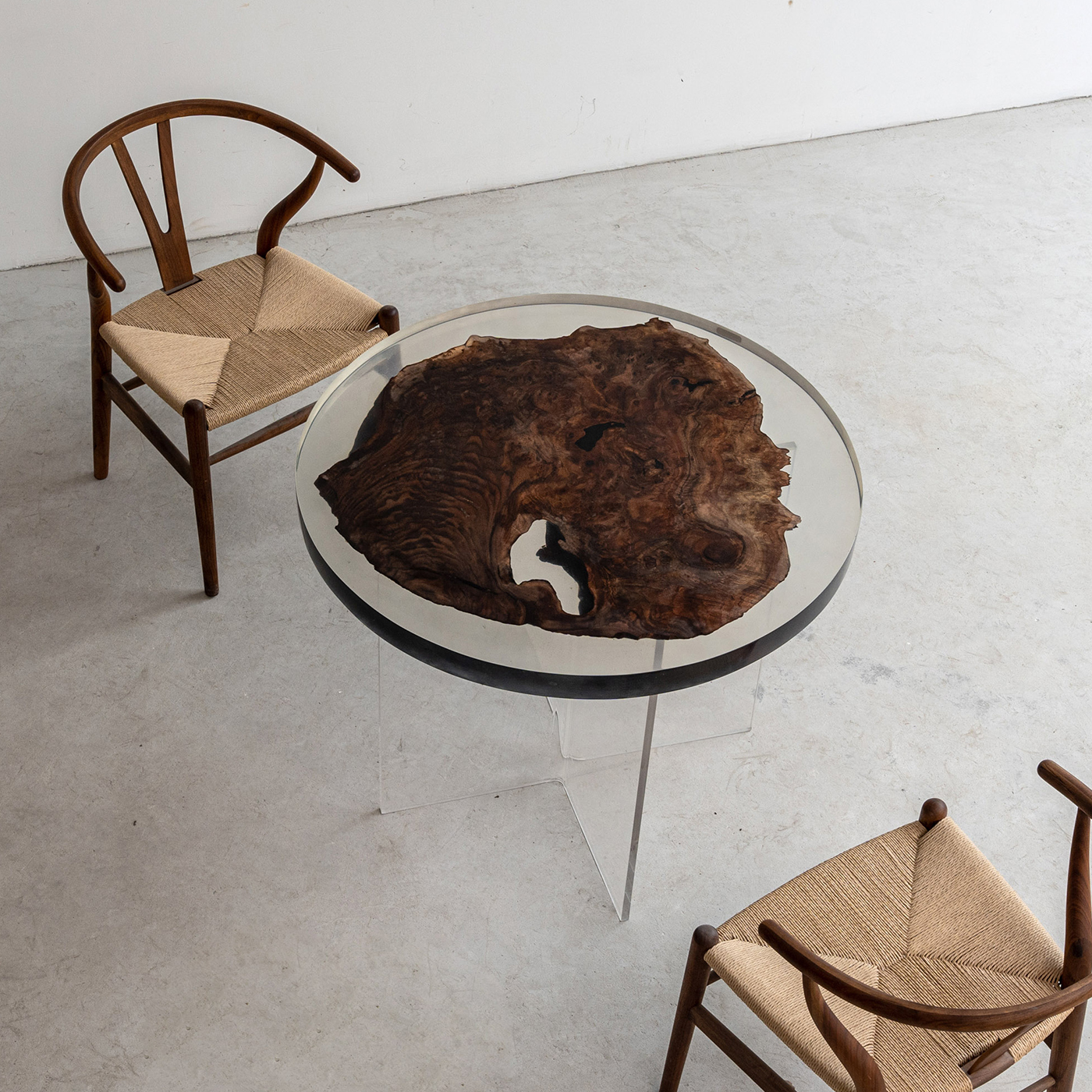 【手付金】Ever Wood ウォールナット製T型脚ローテーブル天板