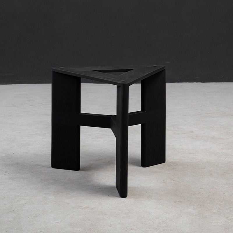 木製三角デザインテーブル用脚 | ナチュラルな素材感が引き立つ