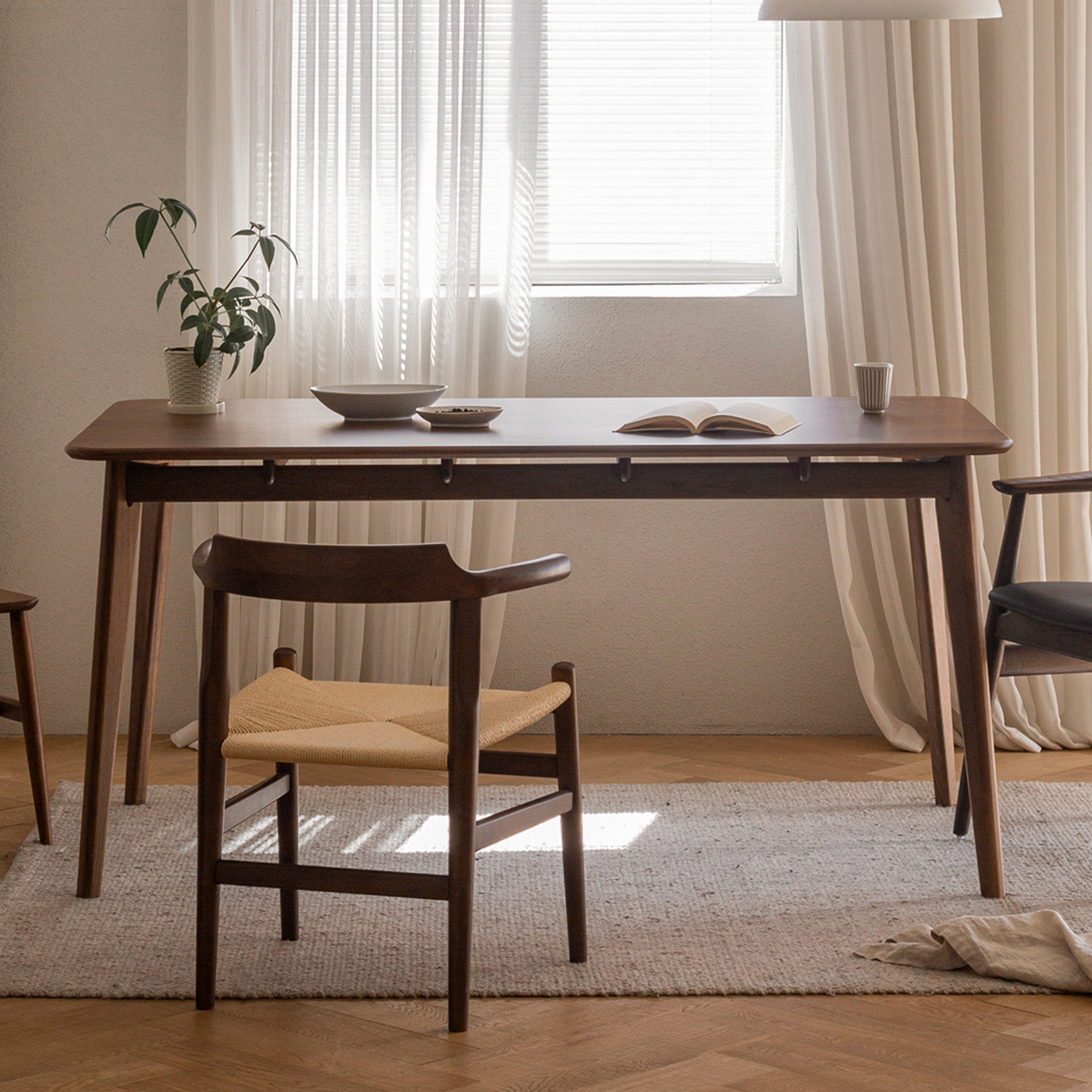 Woody Prime Walnut ウォールナット材 ダイニングテーブル