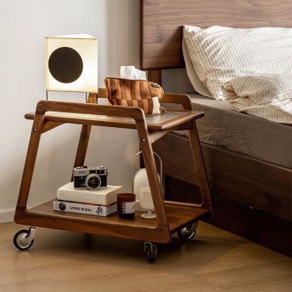 北欧デザイン 古家具◾️木製サイドテーブル キャスター付き ワゴン Woody Prime Walnut ウォールナット材 天然木キャスター付きサイド