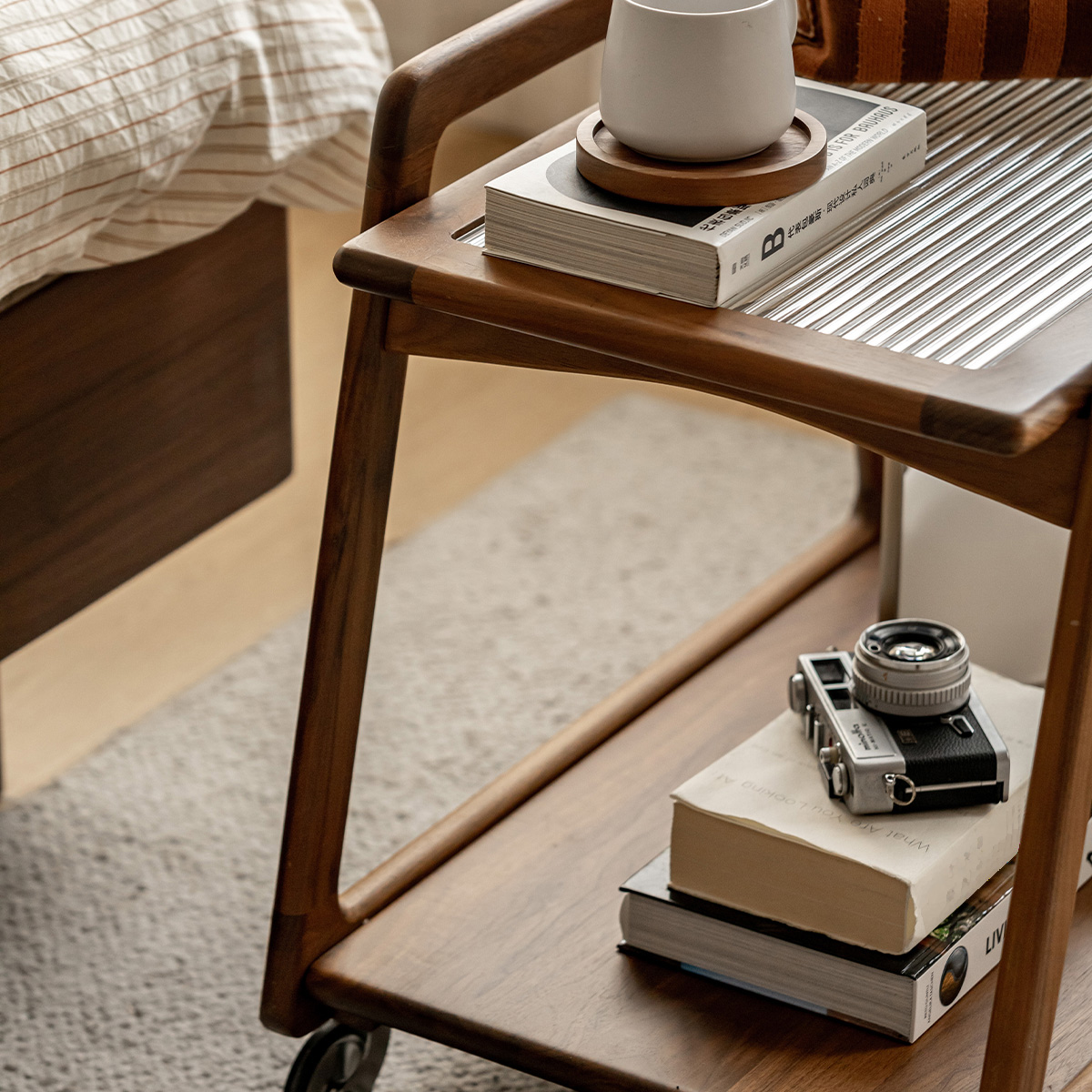 Woody Prime Walnut ウォールナット材 天然木キャスター付きサイド