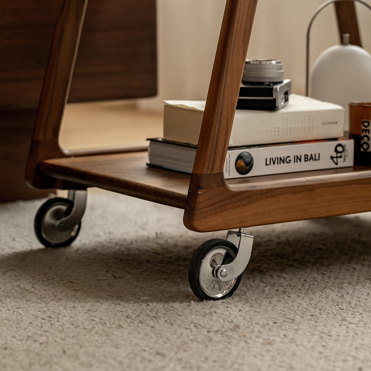 Woody Prime Walnut 天然木キャスター付きサイドワゴン