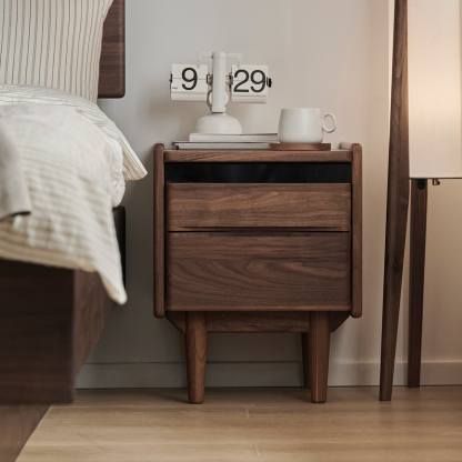 Woody Prime Walnut ウォールナット材 北欧風天然木ベッドサイドテーブル