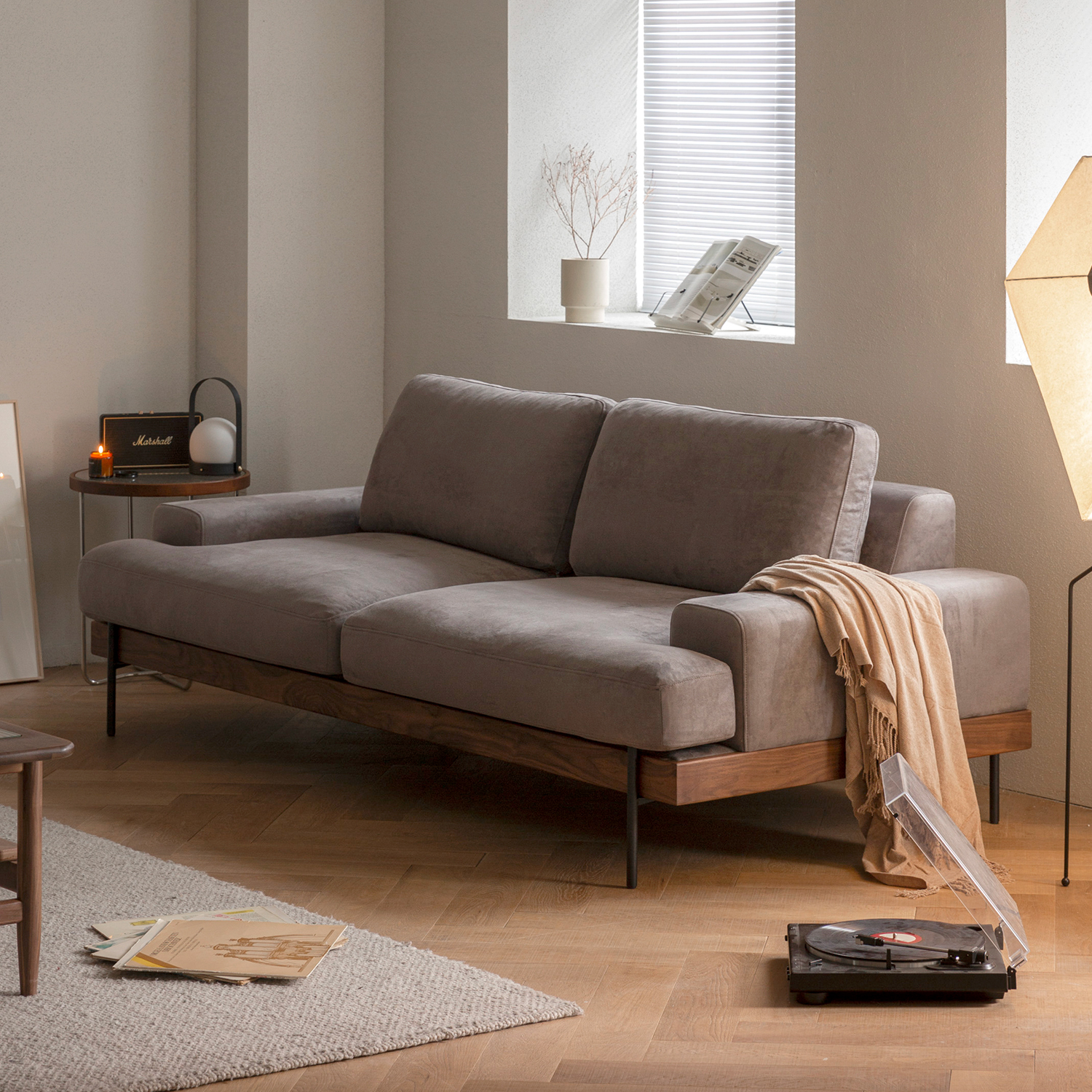 Woody Prime Walnut ウォールナット材 木製フレームファブリックソファ