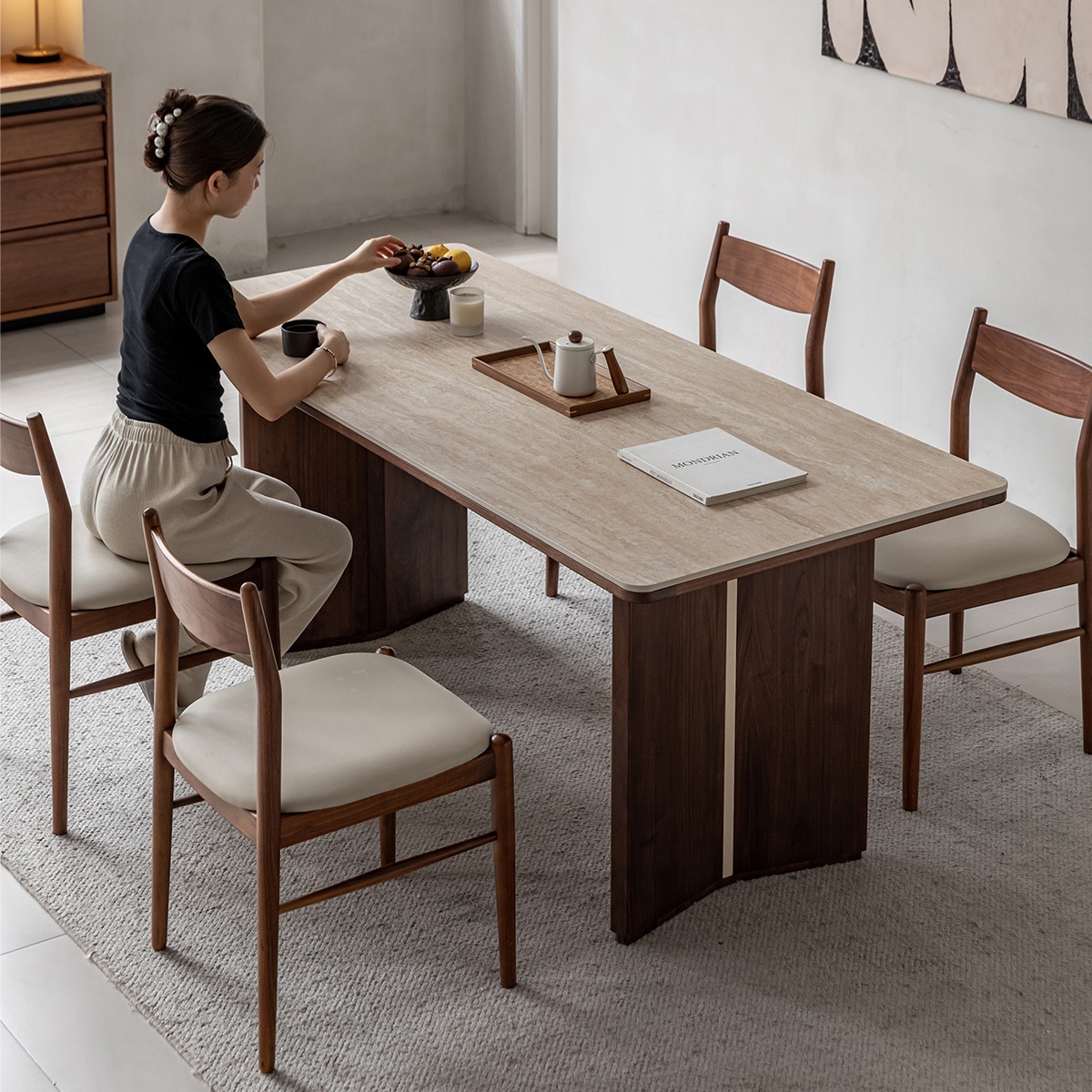 Woody Prime Walnut ウォールナット材 トラバーチンダイニングテーブル