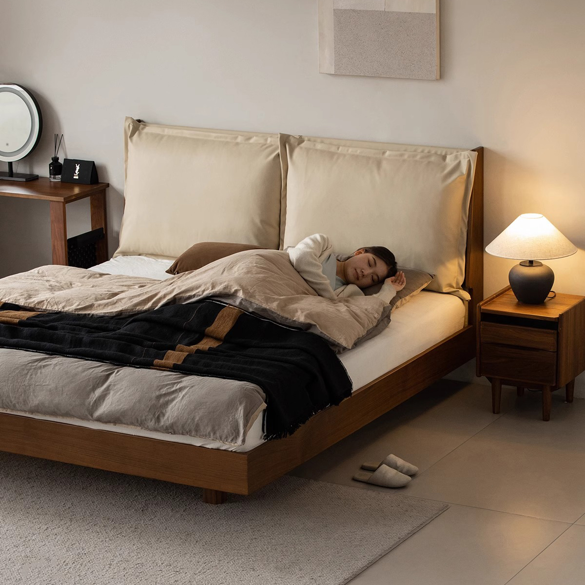 Woody Prime Walnut ウォールナット材 ハイバックファブリックベッド