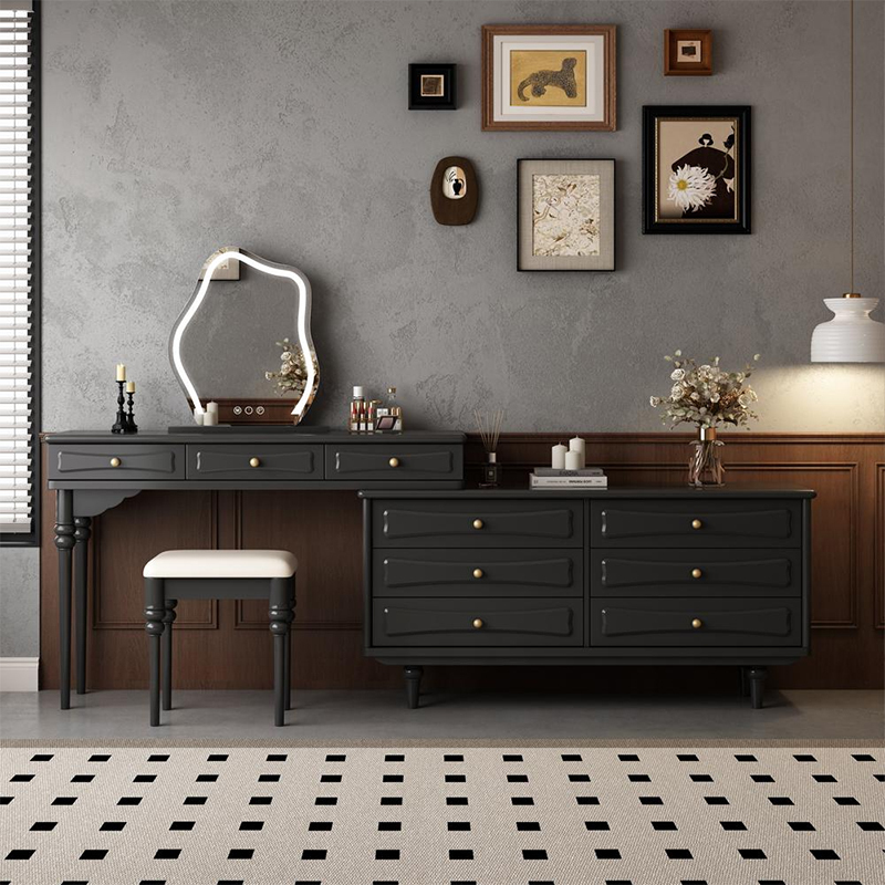 ゴシックスタイルドレッサーキャビネット