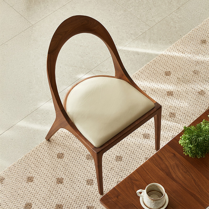 ブラックウォールナット材ラウンドバックチェア