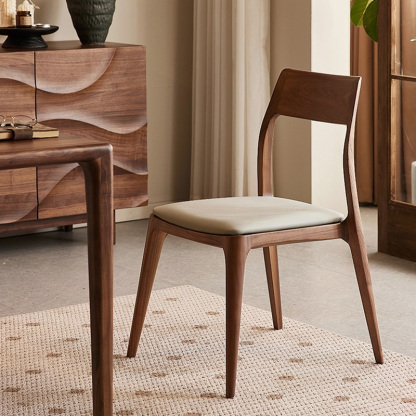 ブラックウォールナット材シンプルダイニングチェア | 快適な座り心地