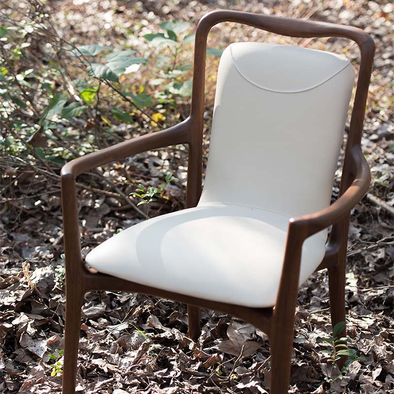 レザーリラックスチェア