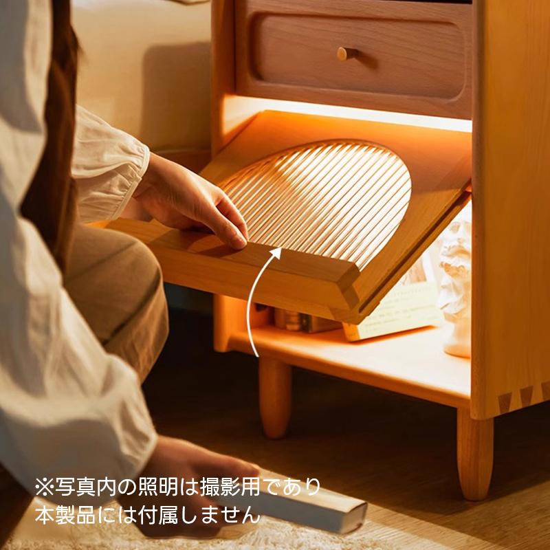 ブナ材リブガラスナチュナルベッドサイドキャビネット
