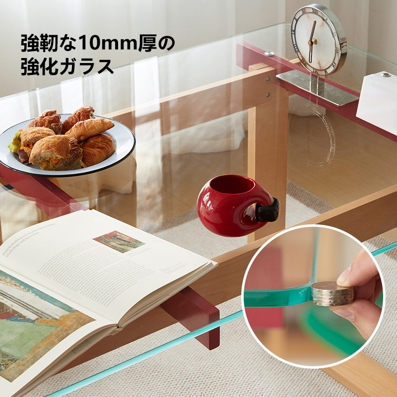 ガラストップダイニングテーブル | クリアな天面で軽やかな印象の食卓