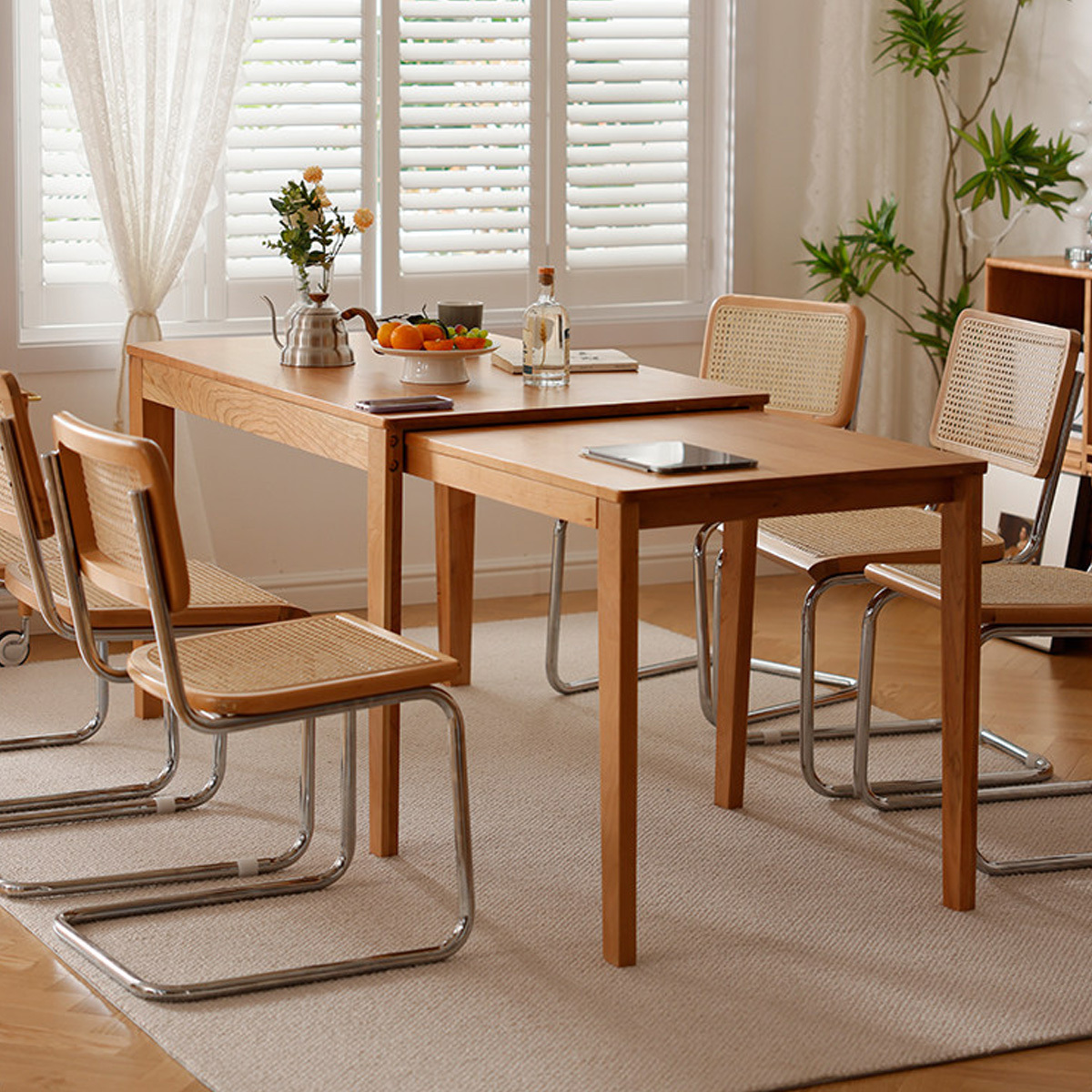 伸長式ナチュラルダイニングテーブル