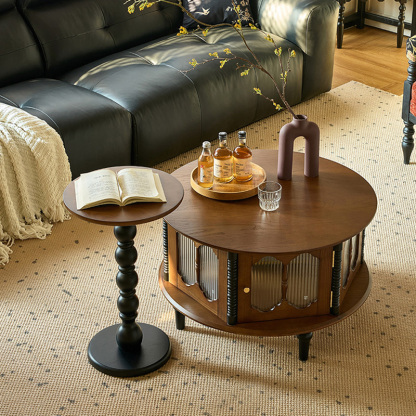 アンティークデザインテーブル