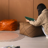 レザー調ステッチフロアクッション