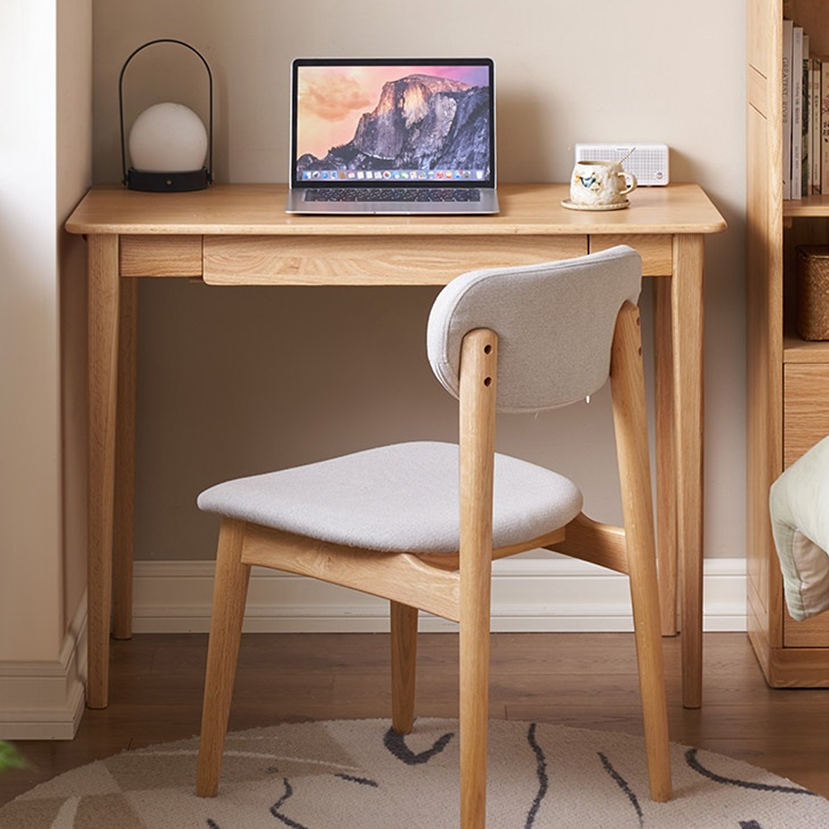 引き出し付き天然木コンパクトデスク