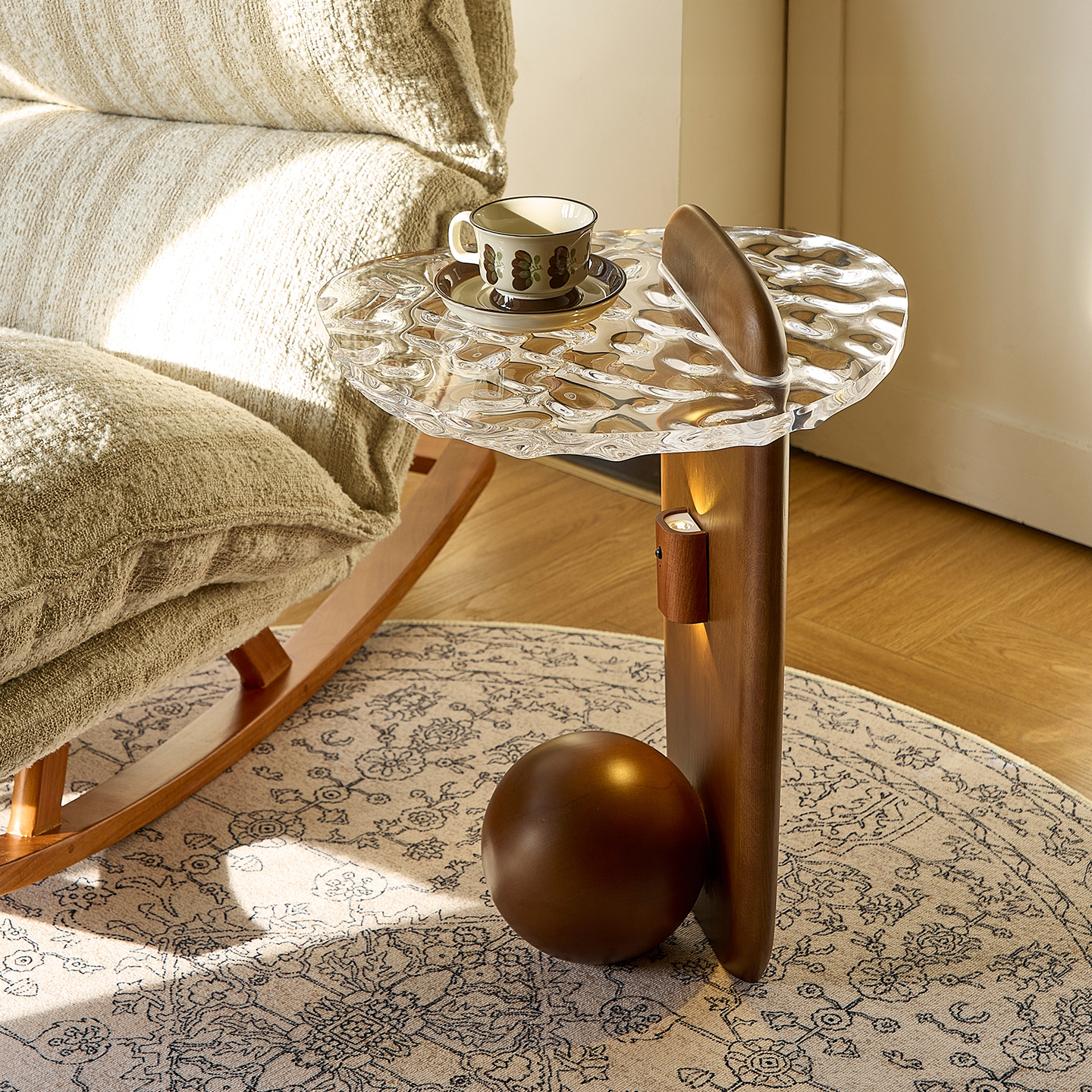 【大特価＆在庫限り】波ガラスサイドテーブル